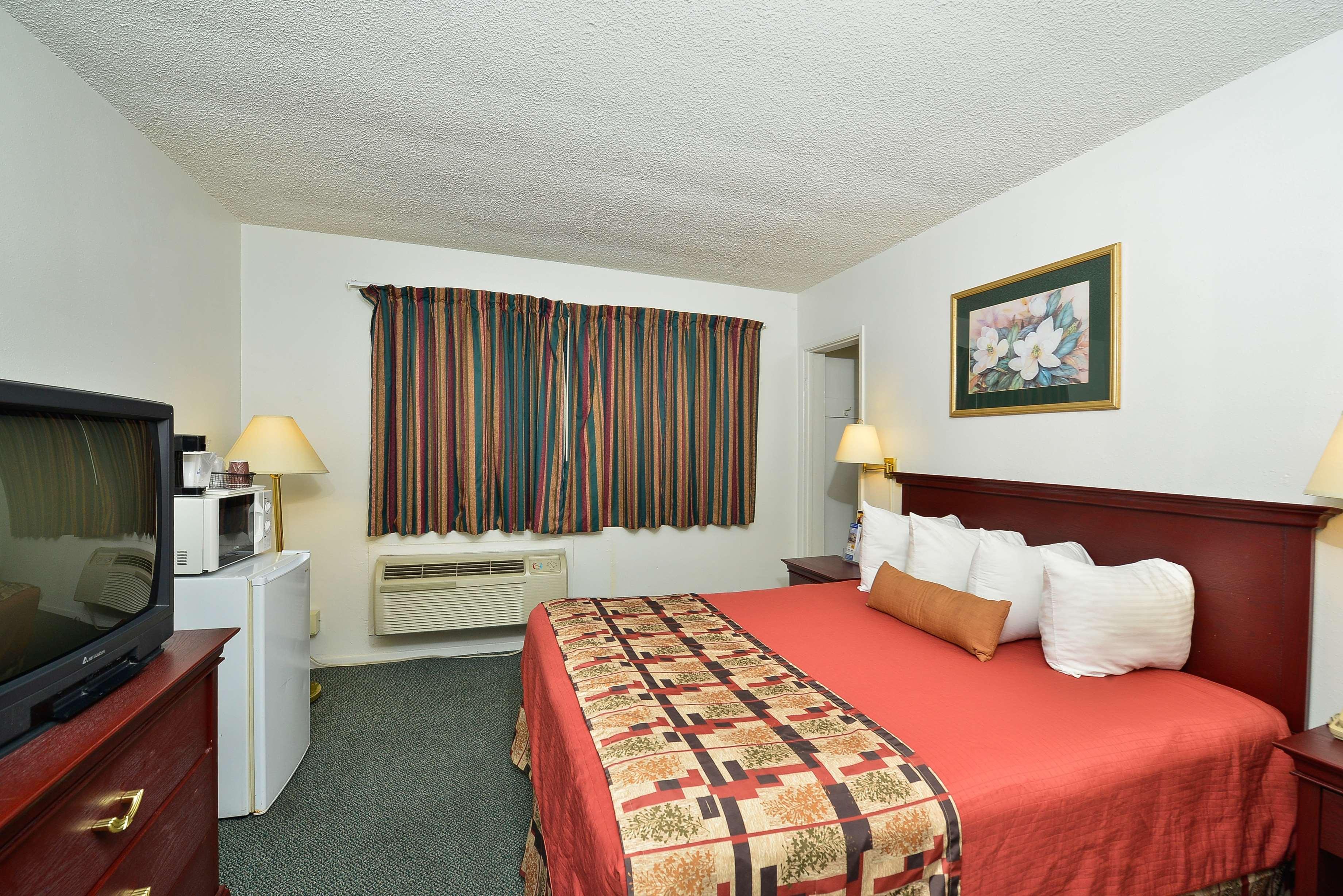 Americas Best Value Inn - Chico Exterior photo